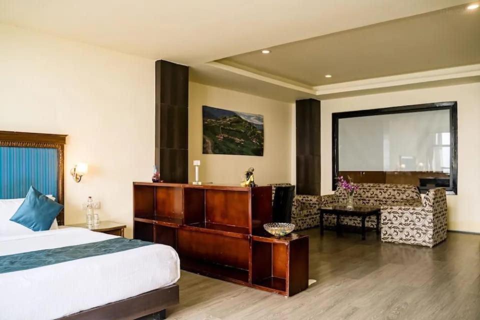 Hotel Due Pond Near Palzor Stadium Gangtok Exterior photo